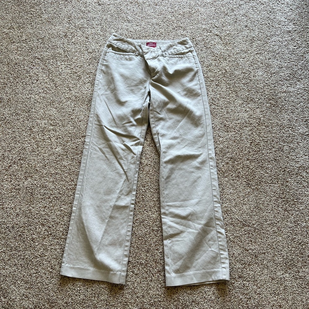 Women’s straight jeans